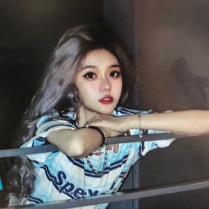 Meet your Posher, Robin